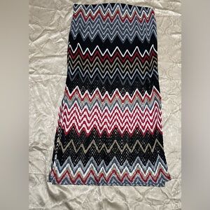 Chic Chevron Patterned Knitted Skirt - Black, Red, Gray